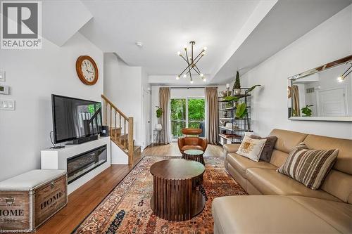 70 Plains Road W Unit# 51, Burlington, ON - Indoor Photo Showing Living Room With Fireplace