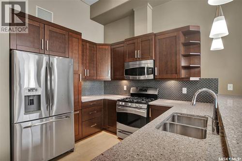 314 1132 College Drive, Saskatoon, SK - Indoor Photo Showing Kitchen With Double Sink With Upgraded Kitchen