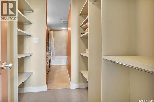 314 1132 College Drive, Saskatoon, SK - Indoor