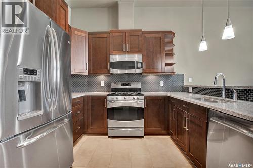 314 1132 College Drive, Saskatoon, SK - Indoor Photo Showing Kitchen With Double Sink With Upgraded Kitchen