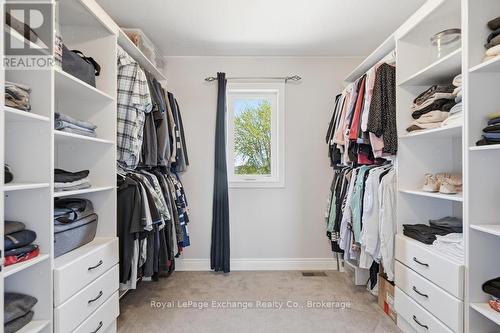 Primary Walk-in - 1917 - 21 Highway, Kincardine, ON - Indoor With Storage