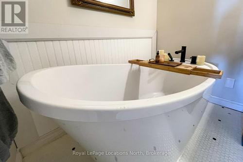 206133 Hwy 26 Highway, Meaford, ON - Indoor Photo Showing Bathroom