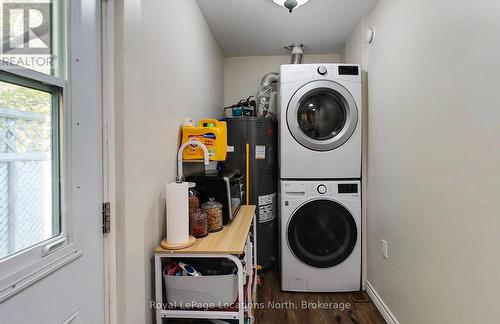 206133 Hwy 26 Highway, Meaford, ON - Indoor Photo Showing Laundry Room