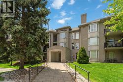 970 GOLF LINKS Road Unit# 205 Ancaster, ON L9K 1J8