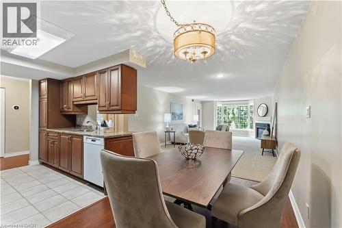 970 Golf Links Road Unit# 205, Ancaster, ON - Indoor Photo Showing Dining Room