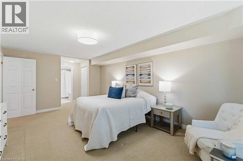 970 Golf Links Road Unit# 205, Ancaster, ON - Indoor Photo Showing Bedroom