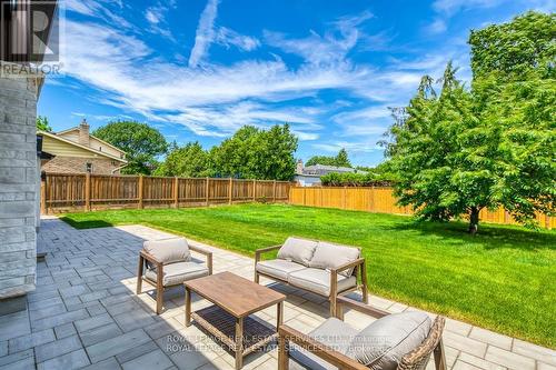 559 Walkers Line, Burlington, ON - Outdoor With Deck Patio Veranda With Backyard