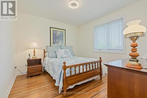 7 Eaton Street, Halton Hills, ON - Indoor Photo Showing Bedroom