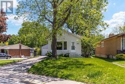 2922 PORTAGE ROAD Niagara Falls, ON L2J 2J5