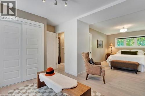 22 Dale Avenue, Cambridge, ON - Indoor Photo Showing Bedroom