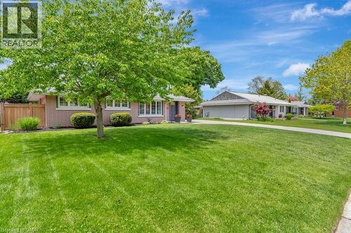 22 Dale Avenue, Cambridge, ON - Outdoor
