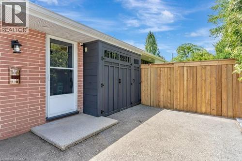 22 Dale Avenue, Cambridge, ON - Outdoor With Exterior