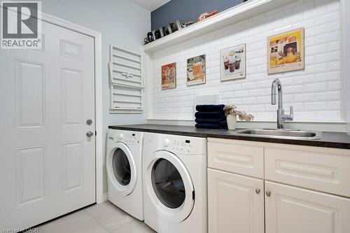 Main Floor Laundry - 1161 Maple Manor Road, Cambridge, ON - Indoor Photo Showing Laundry Room