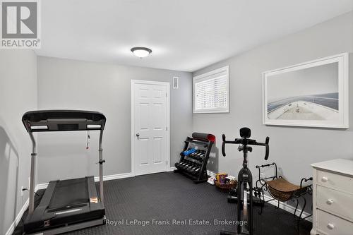 859 Emery Way, Peterborough (Monaghan Ward 2), ON - Indoor Photo Showing Gym Room