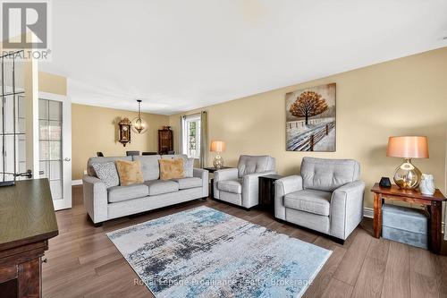 28 Stephen Street, Brighton, ON - Indoor Photo Showing Living Room