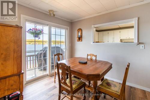 441 Champlain Road, Penetanguishene, ON - Indoor Photo Showing Dining Room