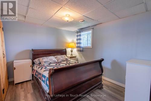 441 Champlain Road, Penetanguishene, ON - Indoor Photo Showing Bedroom