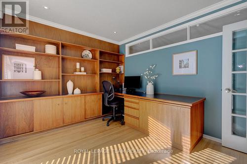 33 Okanagan Drive, Ottawa, ON - Indoor Photo Showing Office