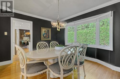 33 Okanagan Drive, Ottawa, ON - Indoor Photo Showing Dining Room