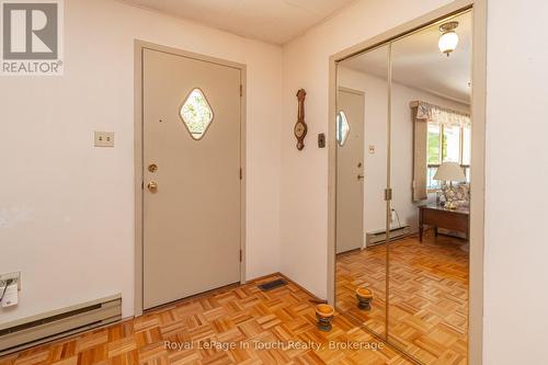 22 Glendale Road, Tiny, ON - Indoor Photo Showing Other Room