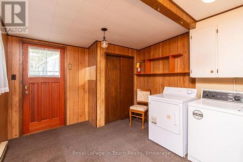 22 Glendale Road, Tiny, ON - Indoor Photo Showing Laundry Room