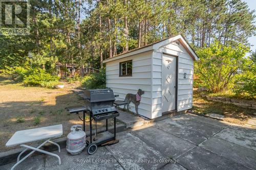 22 Glendale Road, Tiny, ON - Outdoor