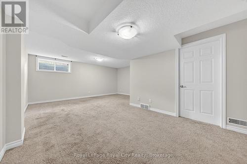 12 Clough Crescent, Guelph (Pineridge/Westminster Woods), ON - Indoor