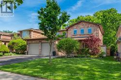 682 LESLIE VALLEY DRIVE Newmarket, ON L3Y 7J5