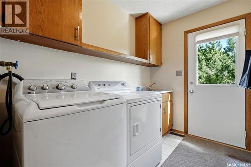 2447 Swayze Crescent, Regina, SK - Indoor Photo Showing Laundry Room
