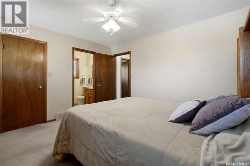 2447 Swayze Crescent, Regina, SK - Indoor Photo Showing Bedroom