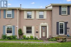 25 QUEENSTON DRIVE  Kitchener, ON N2B 2T8