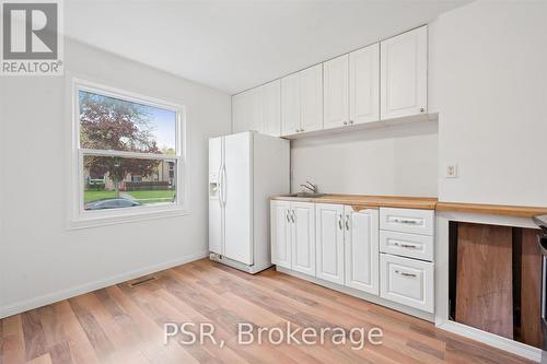 25 Queenston Drive, Kitchener, ON - Indoor Photo Showing Other Room
