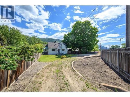 6934 Highway 6, Coldstream, BC - Outdoor