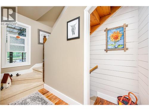 6934 Highway 6, Coldstream, BC - Indoor Photo Showing Other Room