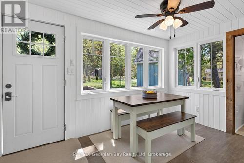 83 Beach Road, Tiny, ON - Indoor