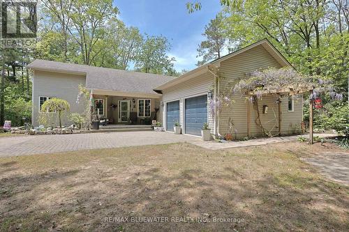 10419 Pinetree Drive, Lambton Shores (Grand Bend), ON - Outdoor