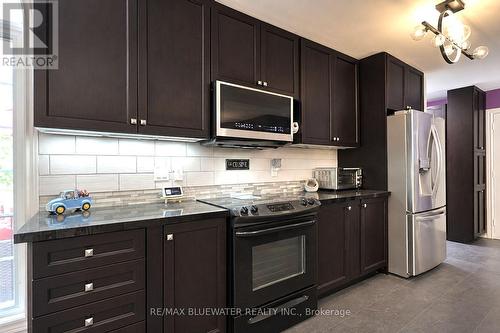 10419 Pinetree Drive, Lambton Shores (Grand Bend), ON - Indoor Photo Showing Kitchen
