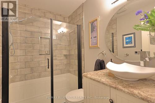 10419 Pinetree Drive, Lambton Shores (Grand Bend), ON - Indoor Photo Showing Bathroom