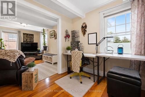 1127 Labrosse Road E, Hawkesbury, ON - Indoor Photo Showing Living Room