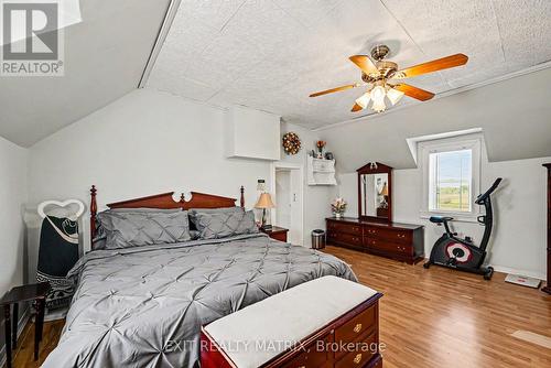 3198 138 Highway, North Stormont, ON - Indoor Photo Showing Bedroom