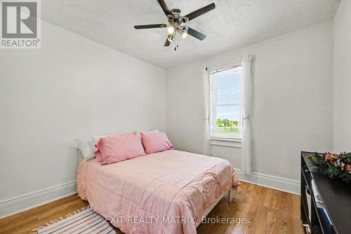 3198 138 Highway, North Stormont, ON - Indoor Photo Showing Bedroom