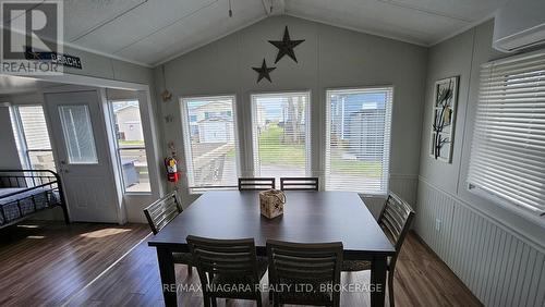 17 Mariner Crescent, Port Colborne (Sherkston), ON - Indoor Photo Showing Dining Room