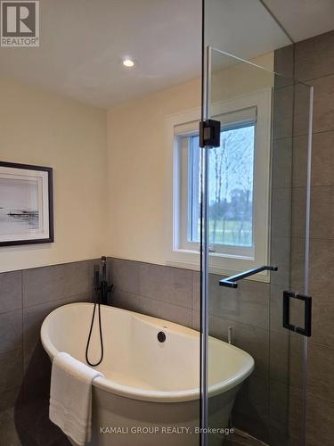 169 Charlton Boulevard, Toronto, ON - Indoor Photo Showing Bathroom