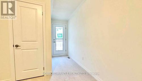 432 Okanagan Path, Oshawa, ON - Indoor Photo Showing Other Room