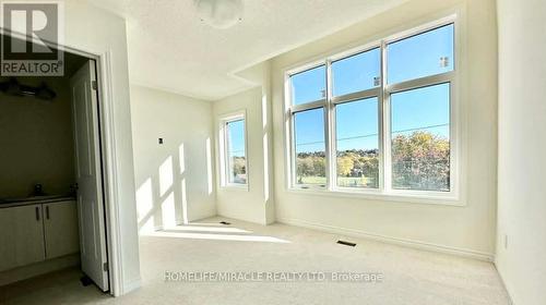 432 Okanagan Path, Oshawa, ON - Indoor Photo Showing Other Room