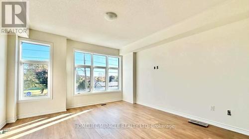432 Okanagan Path, Oshawa, ON - Indoor Photo Showing Other Room