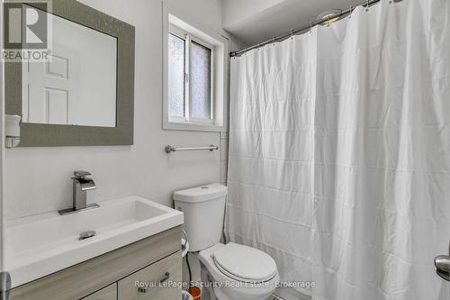 1280 Forest Street, Innisfil, ON - Indoor Photo Showing Bathroom