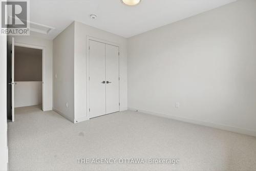 3061 Showcase Crescent, Ottawa, ON - Indoor Photo Showing Other Room