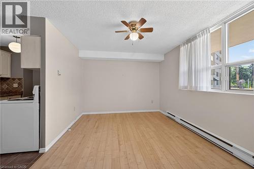 700 Dynes Road Unit# 101, Burlington, ON - Indoor Photo Showing Other Room