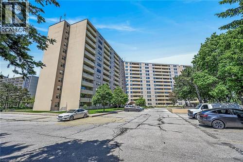 700 Dynes Road Unit# 101, Burlington, ON - Outdoor With Balcony With Facade